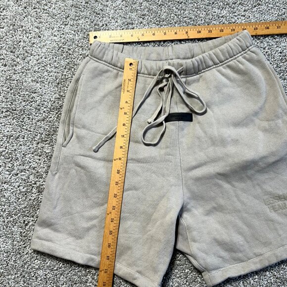 Essentials Fear Of God Mens Small Beige Sweat Shorts Casual Loungewear - Picture 8 of 10